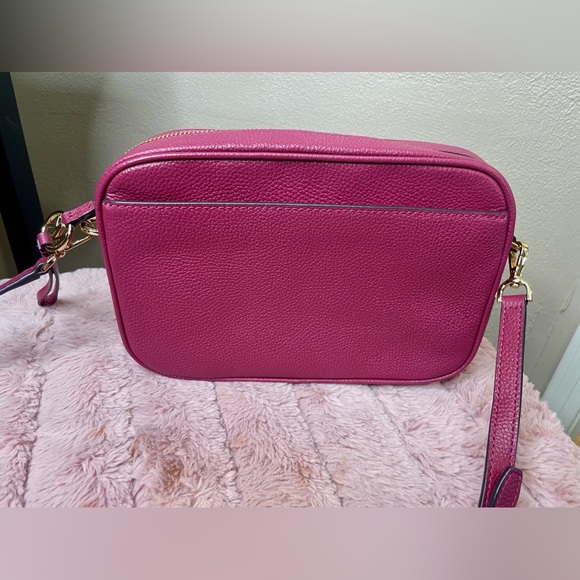 Michael Kors Jet Set Charm East West Leather Camera Crossbody - Picture 8 of 9